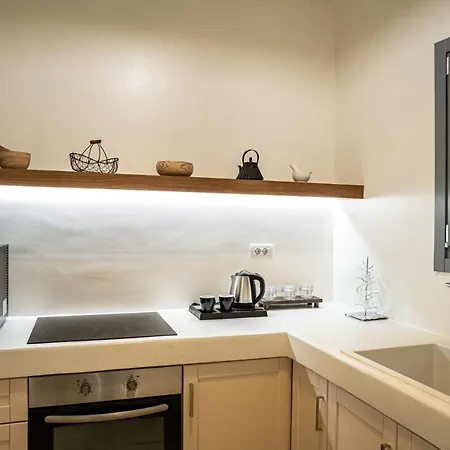 Terra E Lavoro Luxury Éxo Goniá